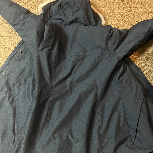 Columbia Jackets & Blazers - Columbia Black and Blue Interchange Jacket